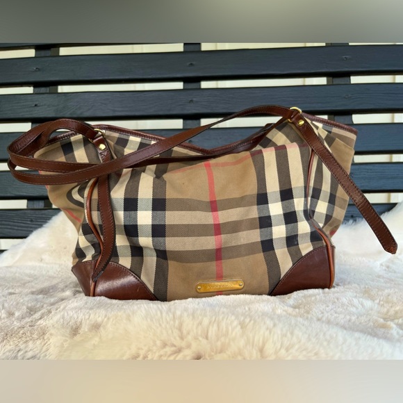 Burberry Canterbury Tote - Picture 5 of 17